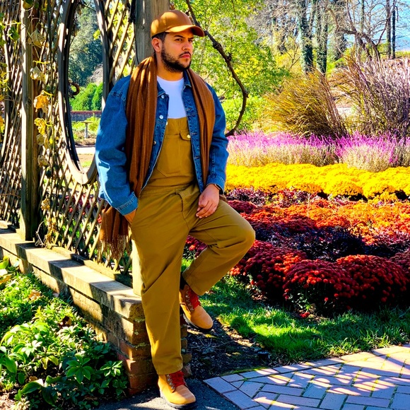 Meet your Posher, Hector - Picture 1 of 1